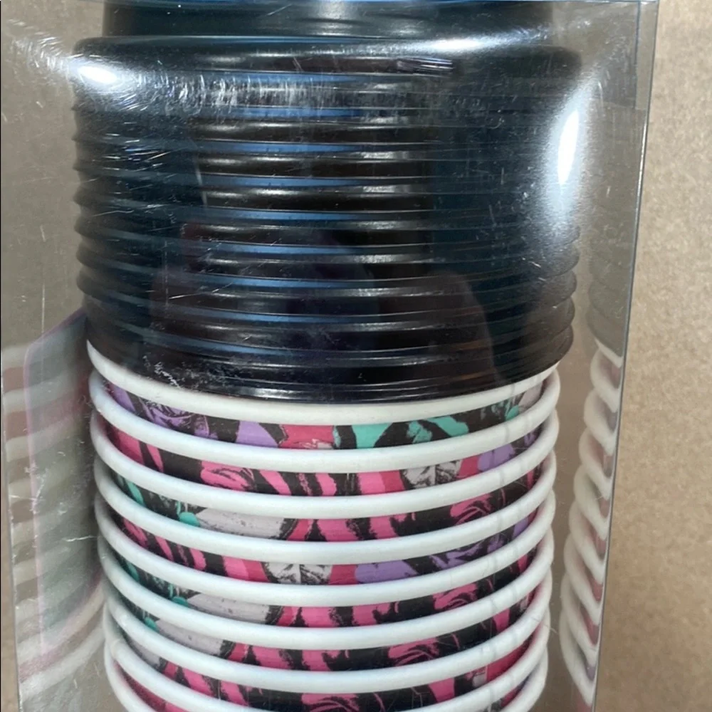 TO-GO CUPS - Picture 4 of 5
